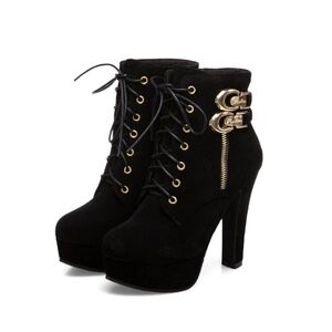 Black Lace-Up Platform Ankle Boots with Gold Buckle Detail – Size 41 (US 9-9.5)